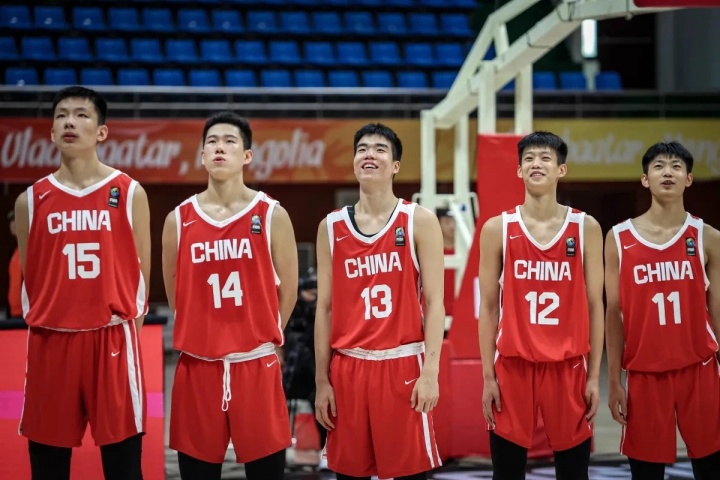 媒体人:中国篮球复兴不仅停留在成年国家队 各梯队都有不错苗子