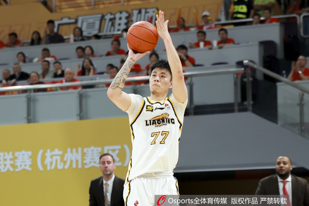转投上海?媒体人:有传言称张镇麟转会费达到8000万甚至是1.5亿